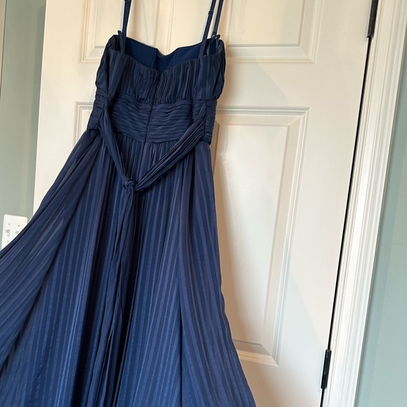 EUC | BCBG MaxAzria ink blue strapless 100% silk gown/PROM dress - Picture 9 of 10